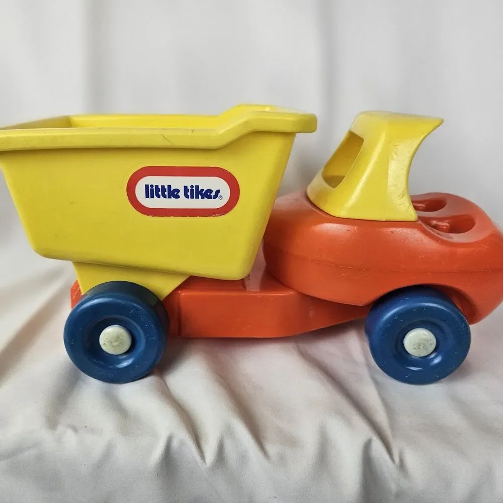 Little Tikes Yellow and Orange Dump Truck Toy Vintage